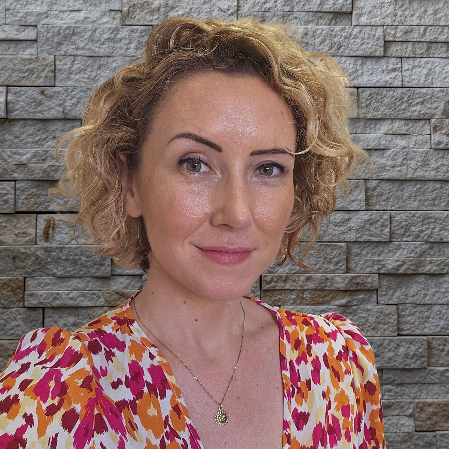 Anne-Claire HELLIO